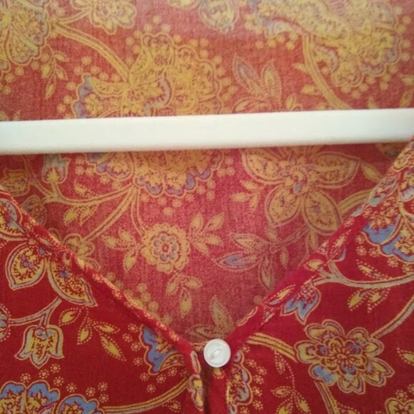 Chaps NO tags - ladies size M/L tags removed long sleeve blouse red/gold/blue - Picture 16 of 16